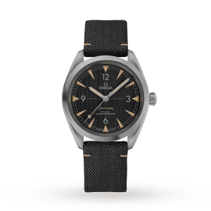 Omega Railmaster Mens Black 40mm watch