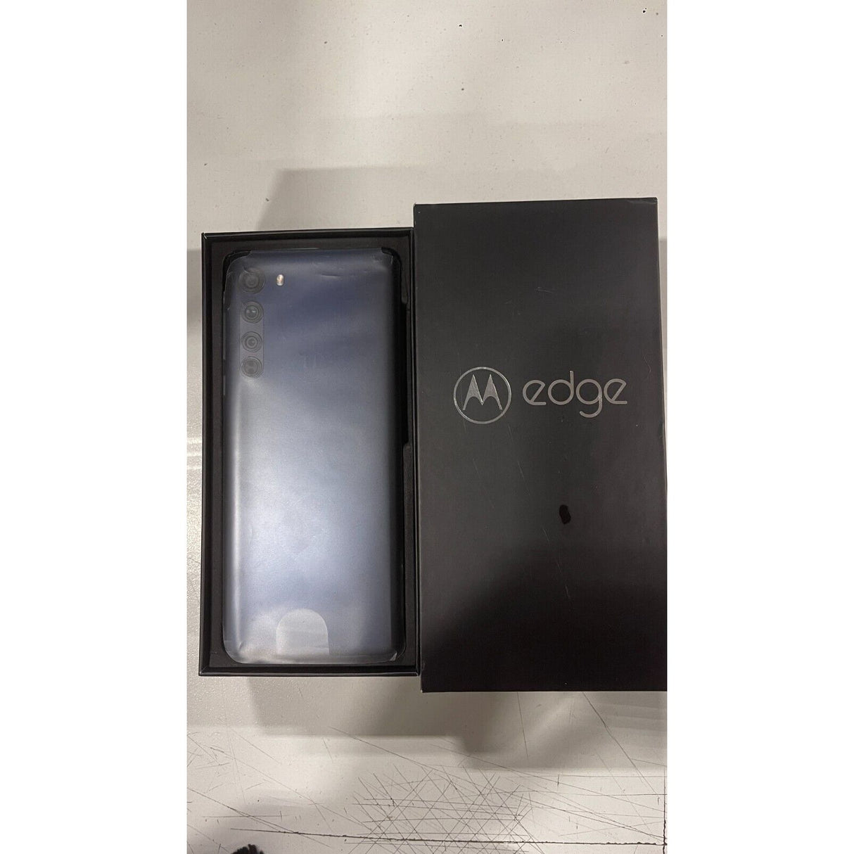 Motorola Edge - 256 GB - Solar Black - Unlocked - Imagem 3